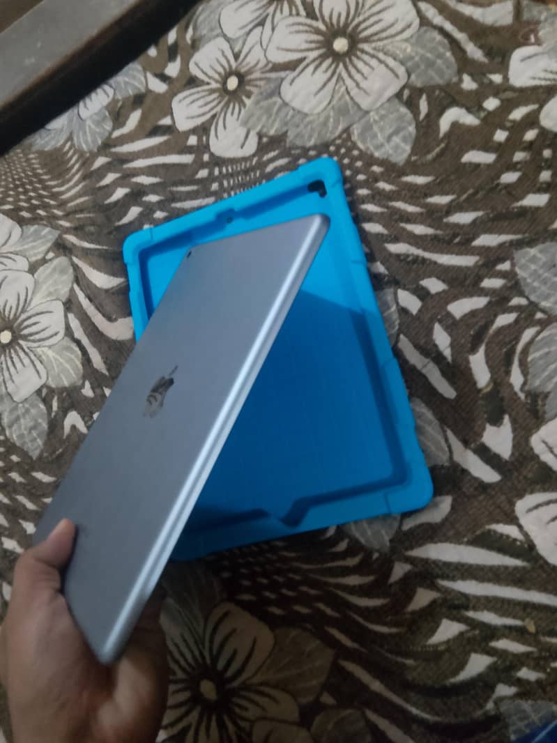 I pad 5th generation 2