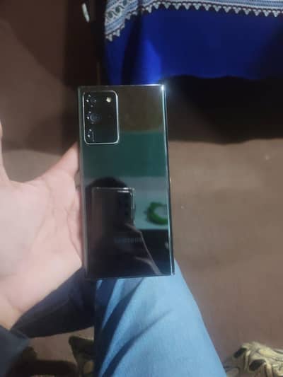 256 GB mobile and 25 watt charger