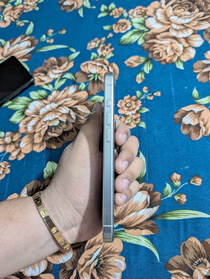 Iphone 15 pro 2