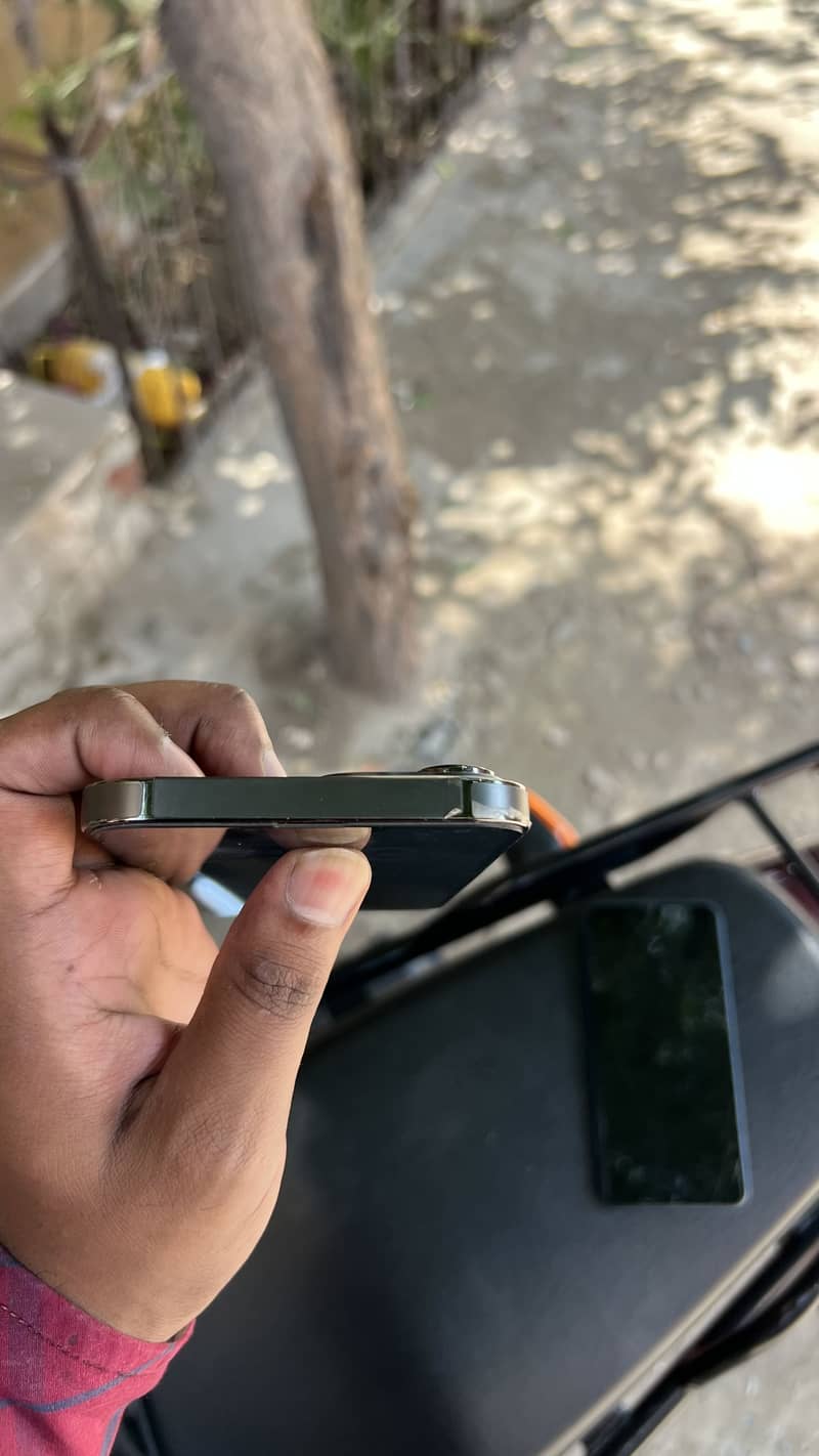 Iphone 13 Pro Max 2