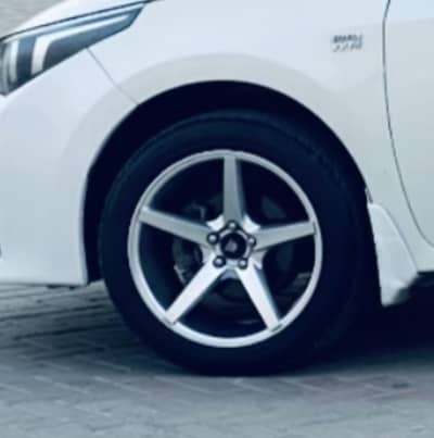 17 inch Vossen rims & tyres