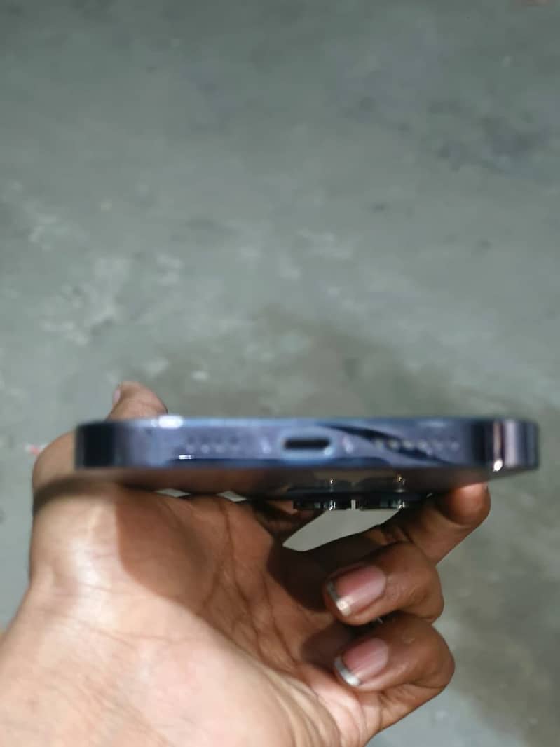 iPhone 14 Pro Max 5
