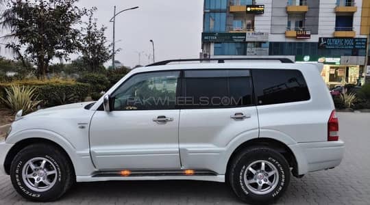Mitsubishi Pajero