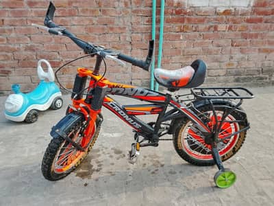 neat and clean condition 6month used