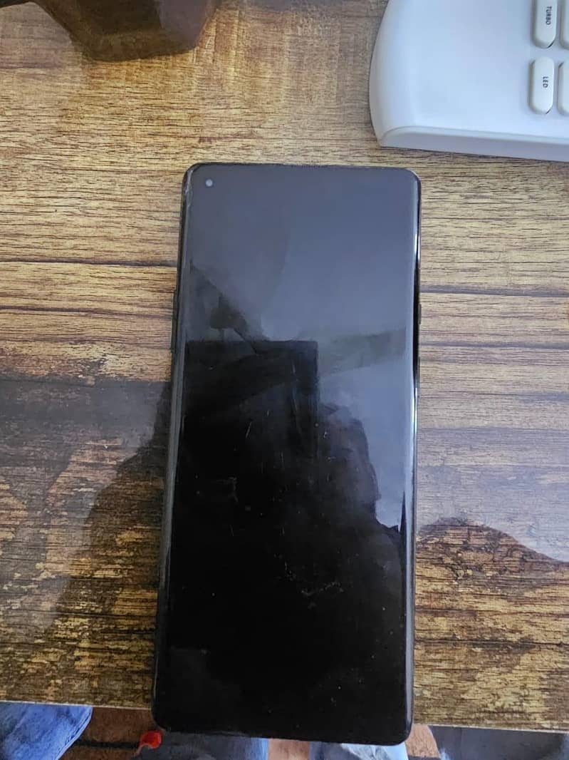 one plus 8 pro 1