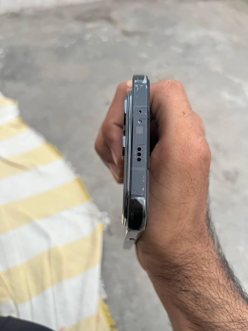 Mobile 1