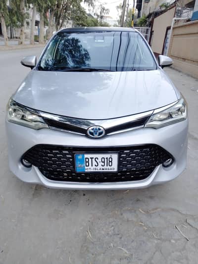 Toyota axio hybrid new lights top of the line
