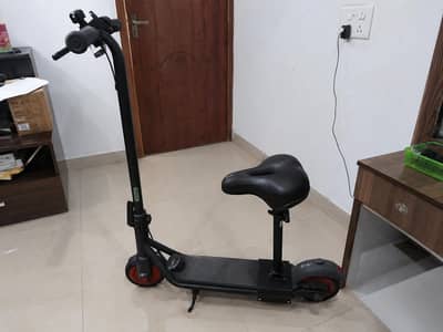 Ninebot ekick scooter with branded seat