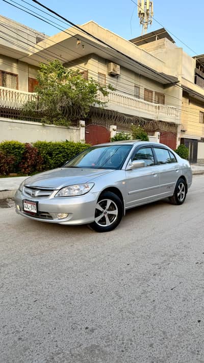 CIVIC 2004 AUTO / SUNROOF UG FULL OPTION EXCELLENT ORIGINAL CONDITION