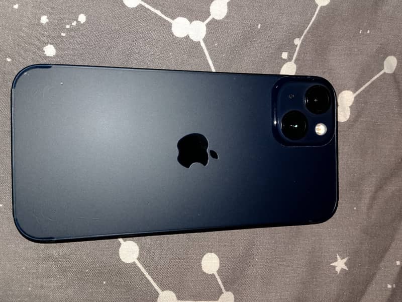 iPhone 13 0