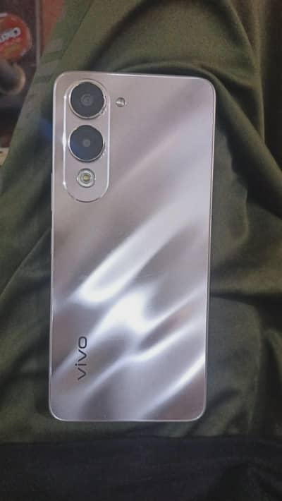vivo y04