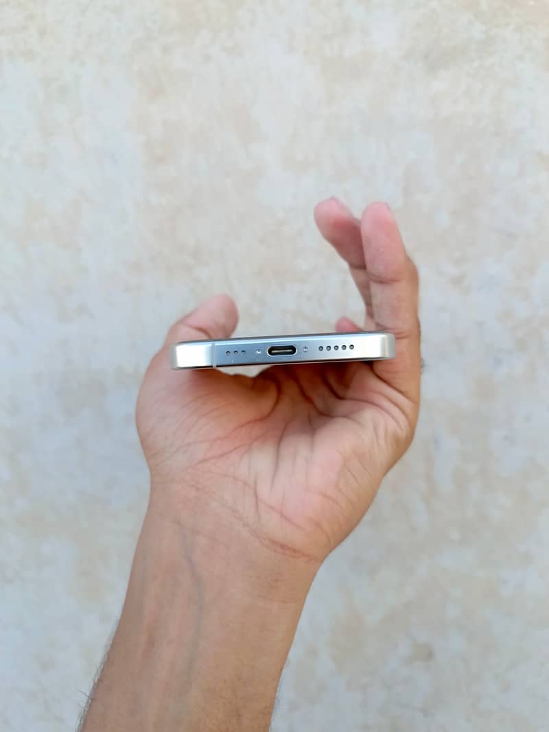 Iphone 16 pro 10/10 4