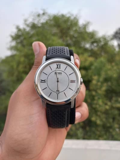 Hugo Boss round dial watch original
