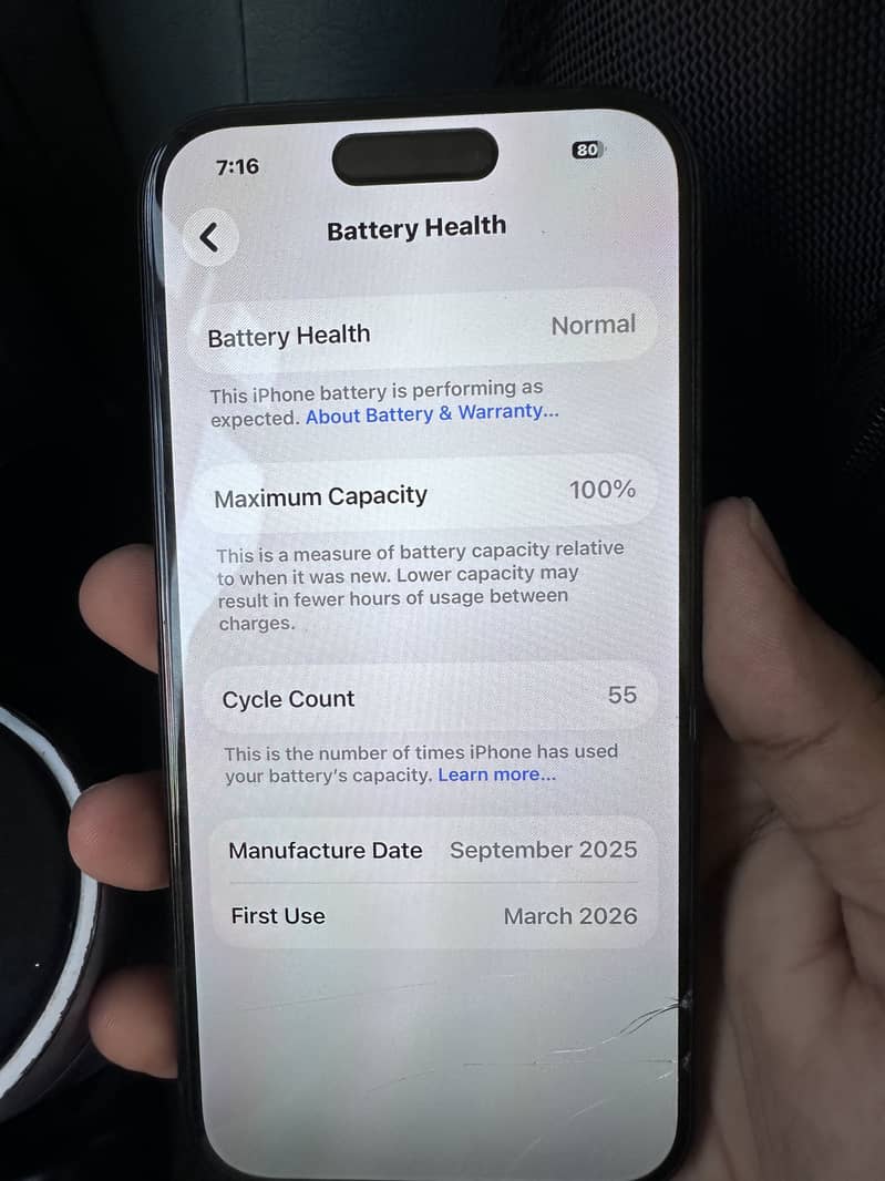 Apple iPhone 16 6