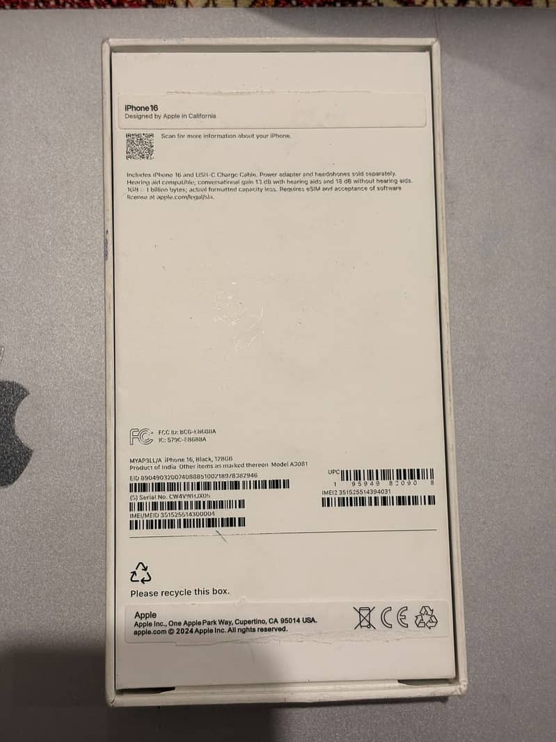 Apple iPhone 16 11