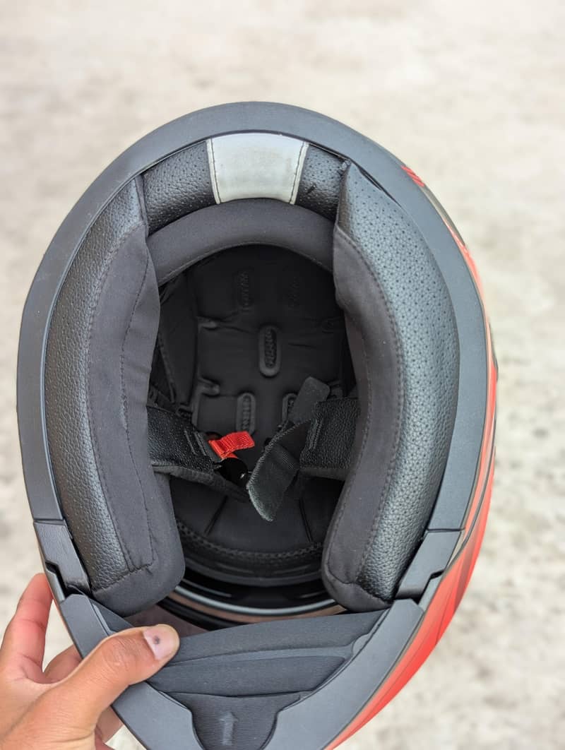 Helmet  vector DOT 5