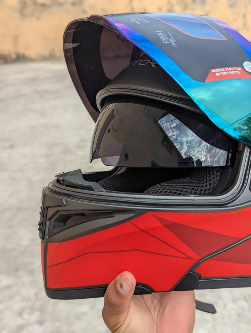 Helmet  vector DOT 7