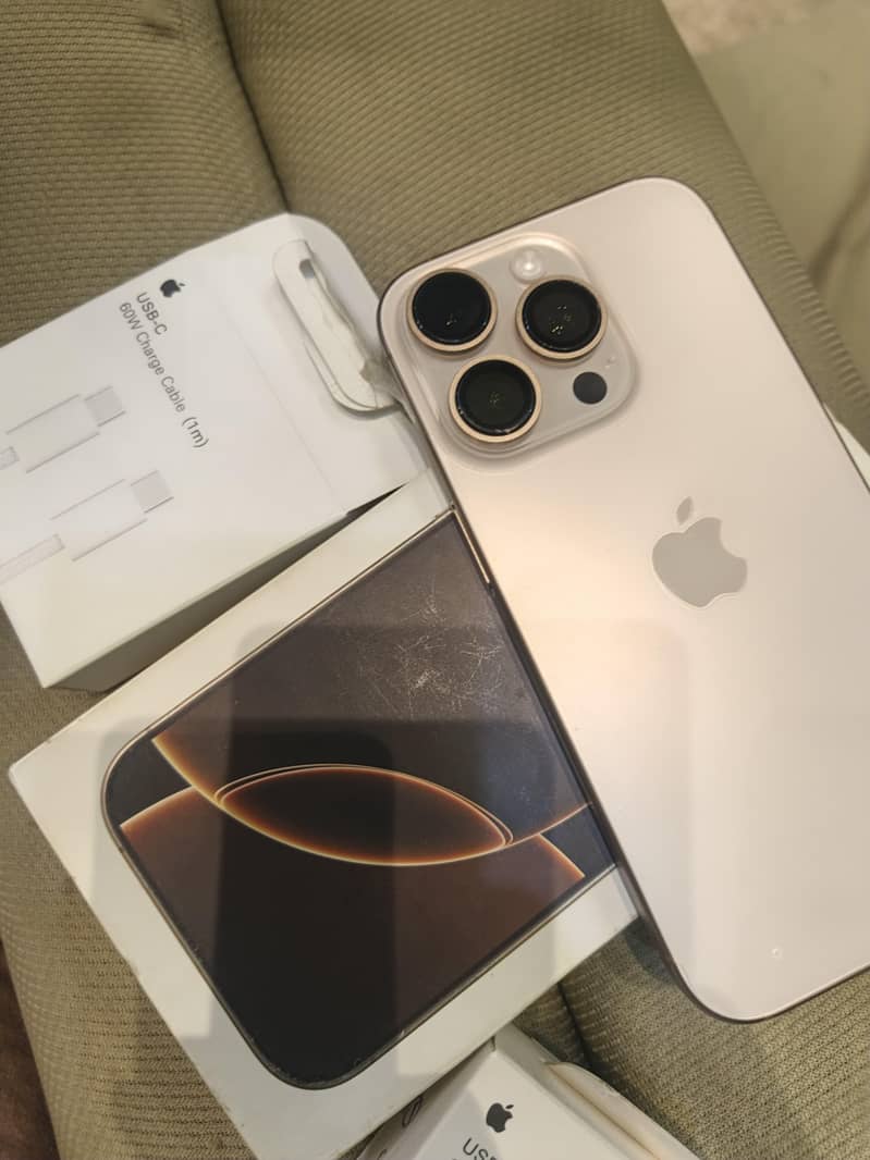Iphone 16 pro 0