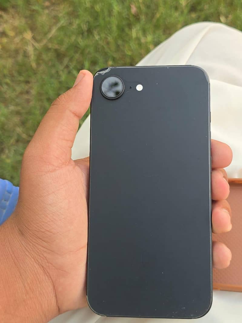 IPHONE 16E 0