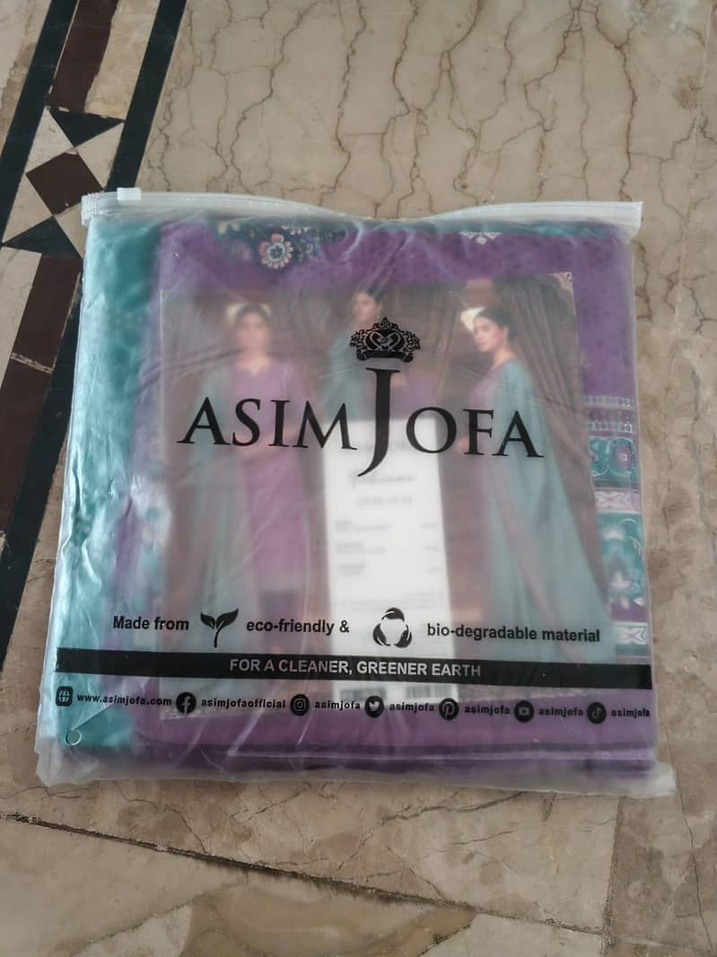 Branded clothes 16