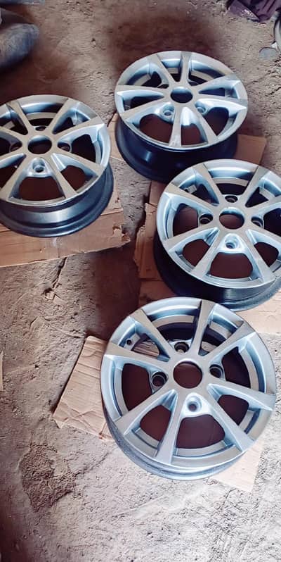 12 size reams made in China Newe condition