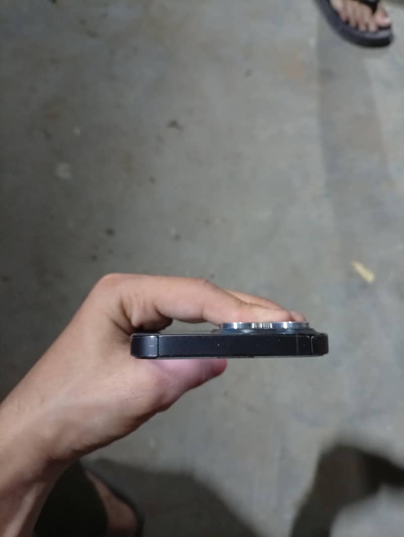 iPhone 13 pro 1