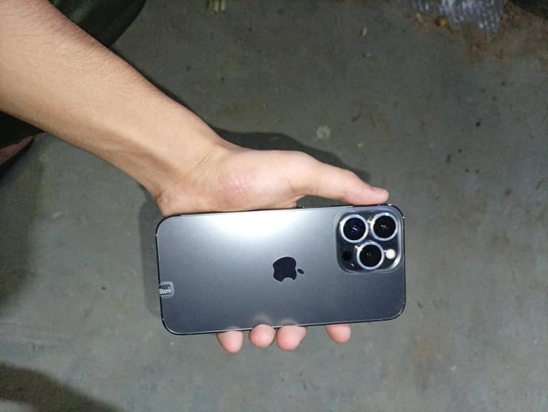 iPhone 13 pro 5