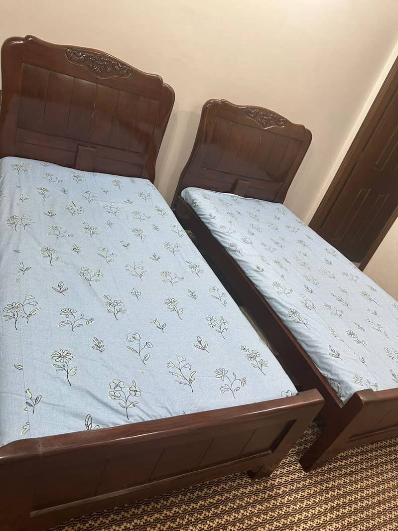 2 single bed sell 3