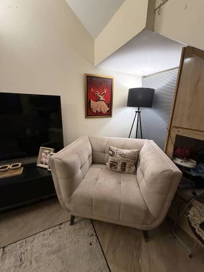 6 seater sofa set in Beige color. Condition just like new