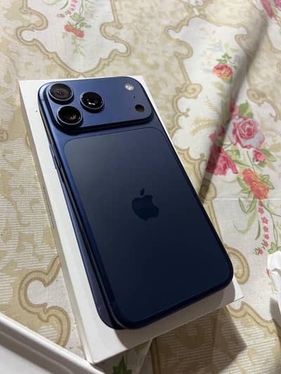 Apple iPhone 17 pro max icloud lock
