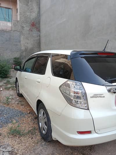 Honda fit shuttle 2011/14/15