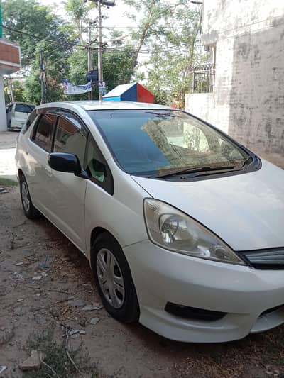 Honda fit shuttle 2011/14/15