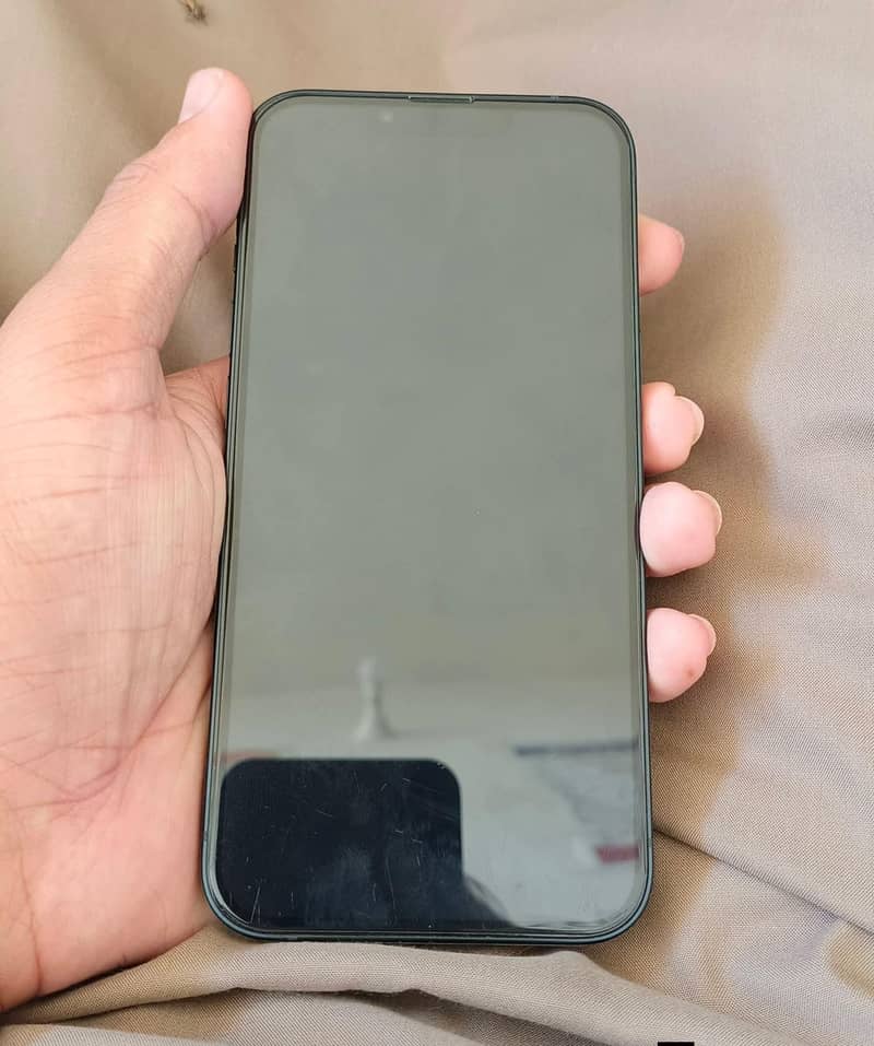 Iphone 13 4