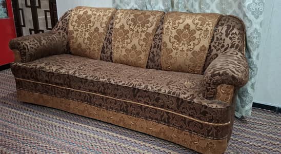 5-Seater Sofa - Excellent and Good Condition
