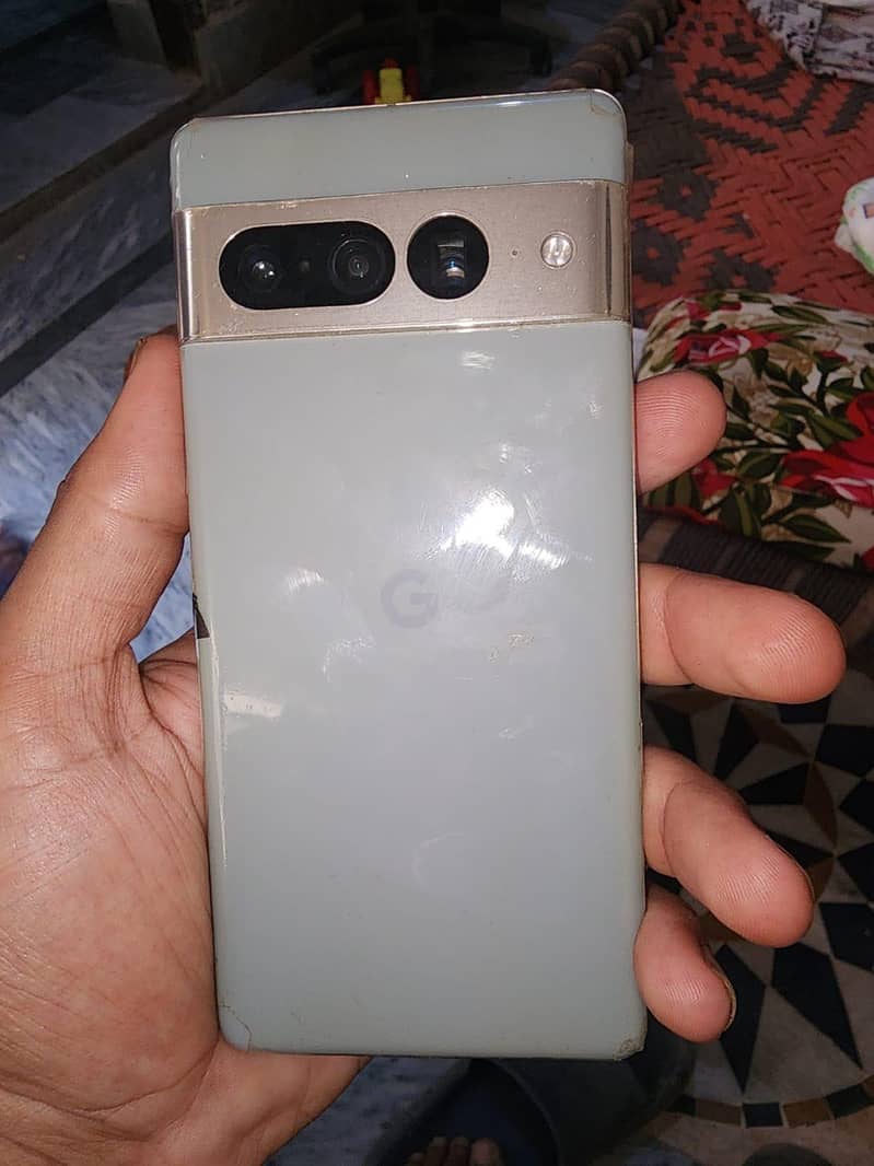 Google pixel 7pro 0