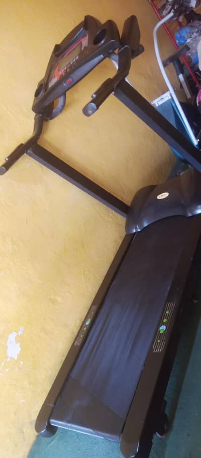 Apollo treadmill 008 fresh condition