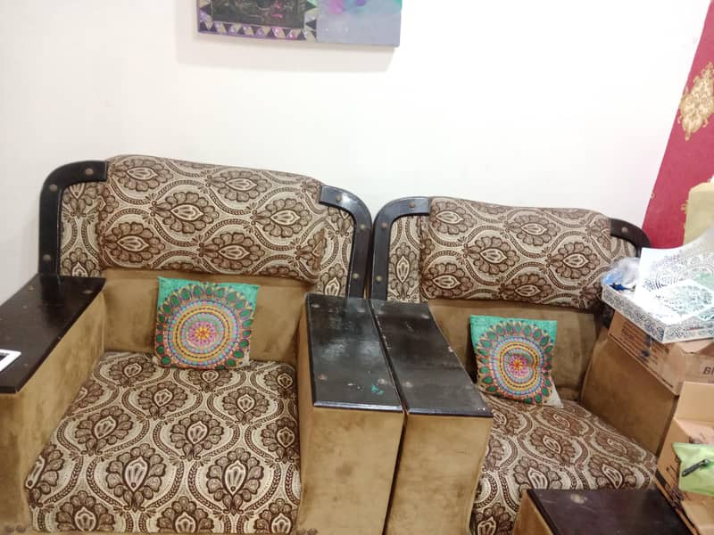 Single two seats 1