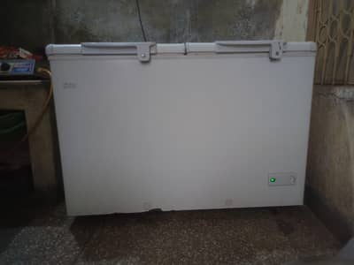 Haier INVERTOR FOR sale .  Home use  1 year