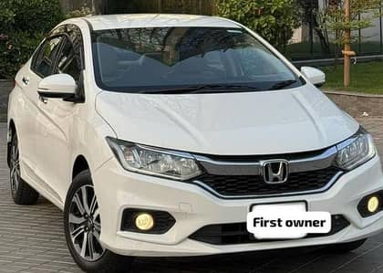 total genuine Honda city aspire 1.5 2023/24  low millege first owner