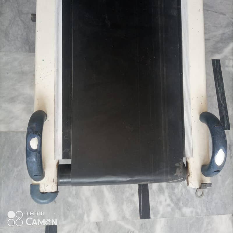 Manual treadmill - Multi Functional Foldable Flat Running Machine 1