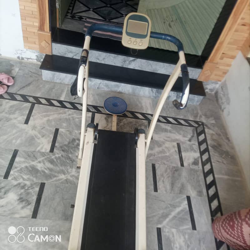 Manual treadmill - Multi Functional Foldable Flat Running Machine 2