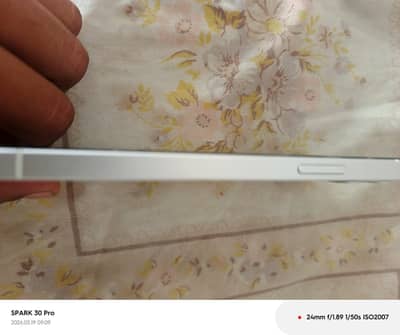 Apple iPhone 12 white colour 64gb 86 health
