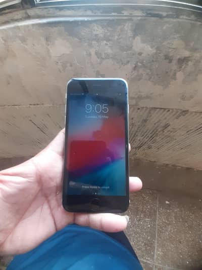 Apple iPhone 6