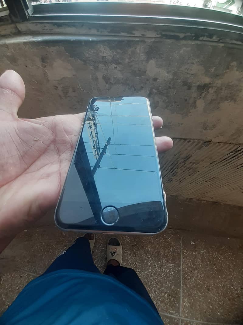 Apple iPhone 6 1