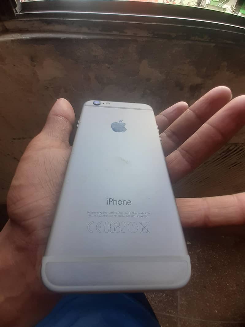 Apple iPhone 6 2