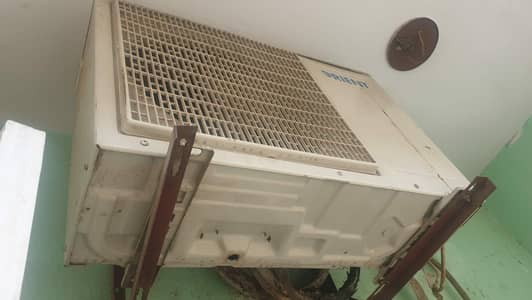 Orient 1 ton normal ac