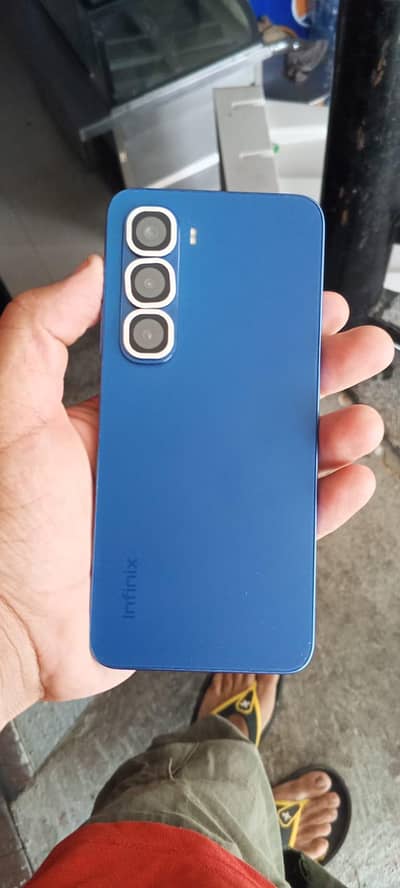 Infinix hot 60i 6+6 128  month 8 warranty All ok emergency sale 38000