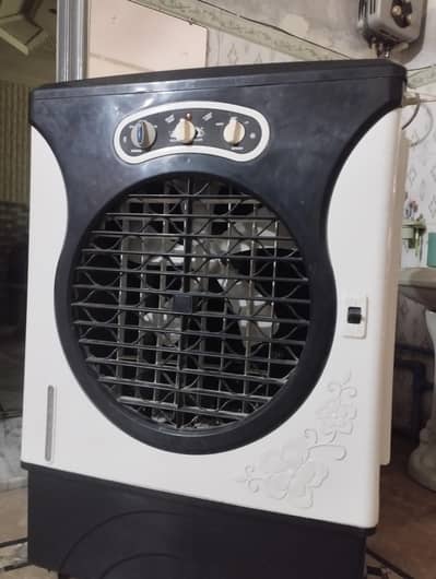 it's a used super asia air cooler,low bill and works on ups