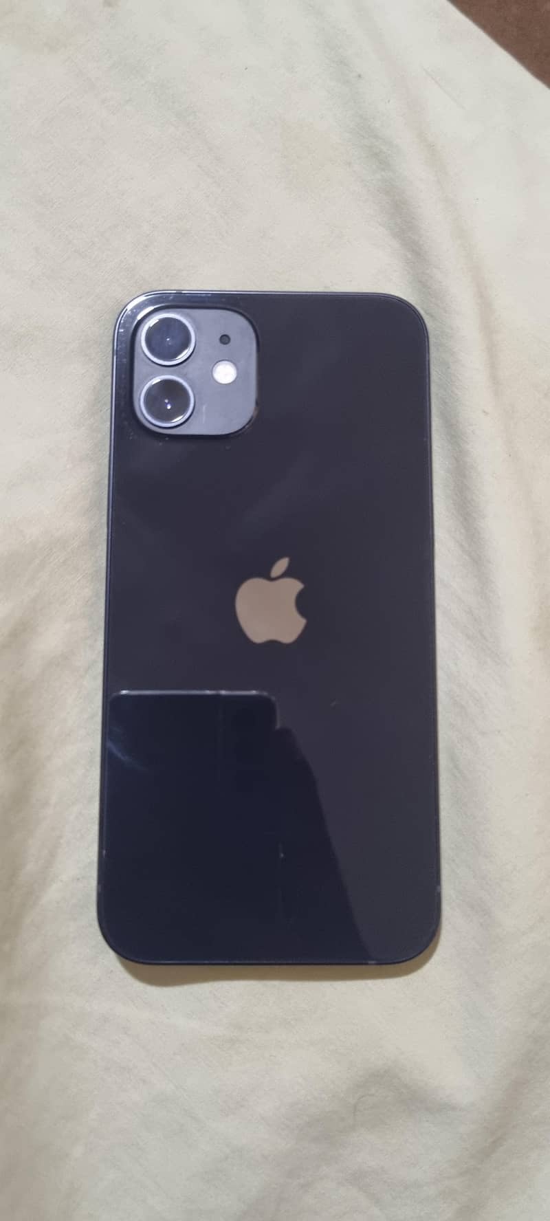iPhone 12 3