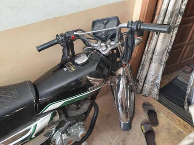 125 Model 2023